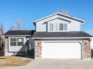 5500 W Deermeadow Cir, West Valley City, UT 84120