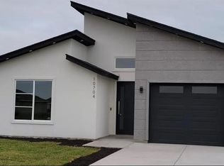 10704 N Sugar Bear Dr, Edinburg, TX 78541