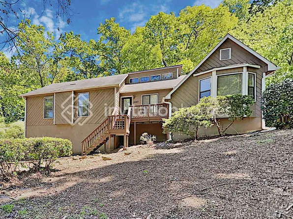 4042 Maxanne Dr NW, Kennesaw, GA 30144