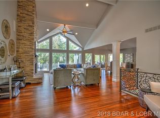 287 Ridgewood Dr, Four Seasons, MO 65049