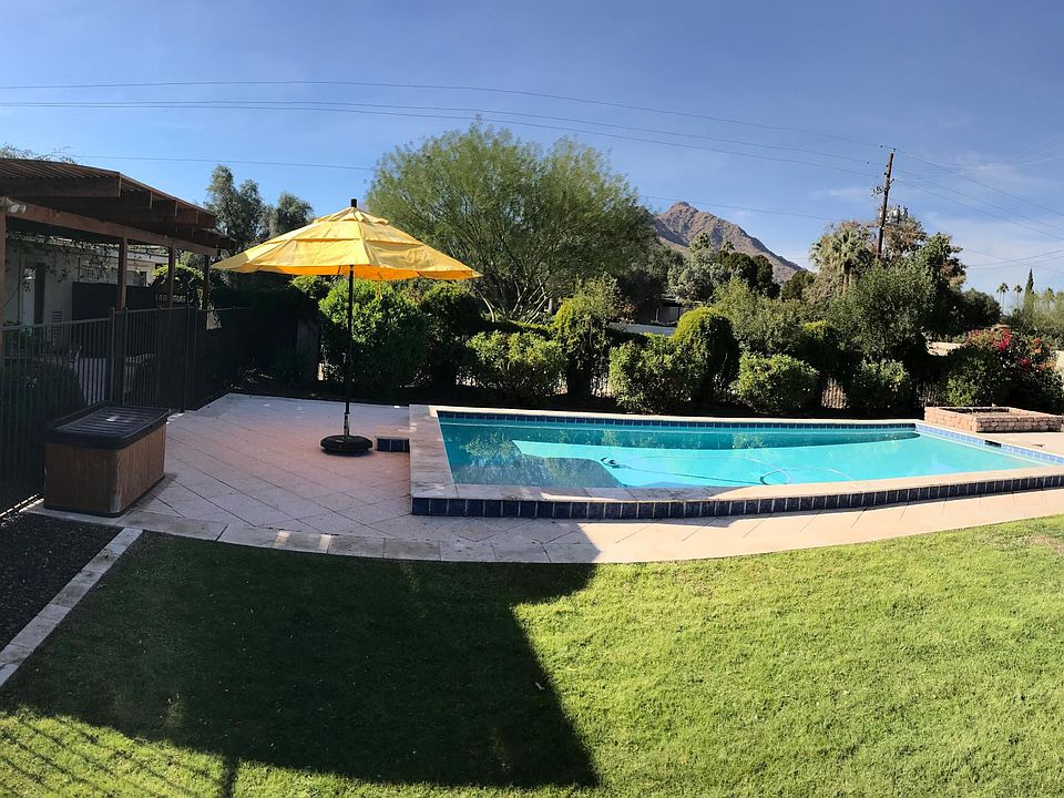 Beautiful yard, Mountain views