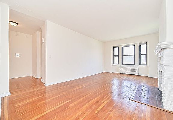 3rd image of 2475 Palisade Ave APT 3D