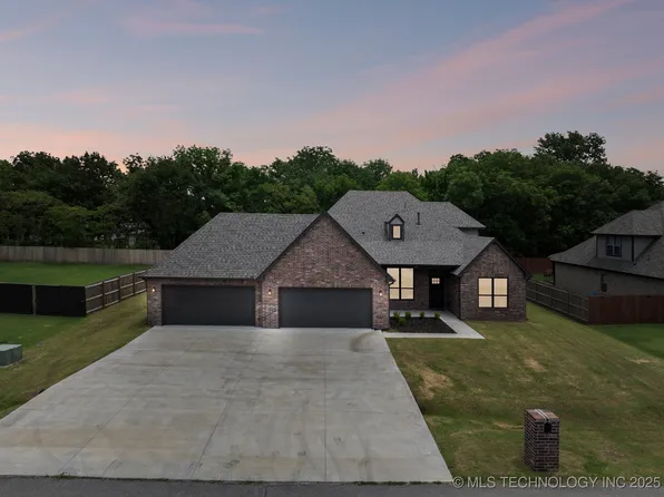 149 N Phillips St, Skiatook, OK 74070