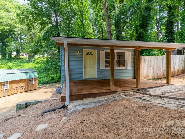 140 Fairway Ln, Gastonia, NC 28054