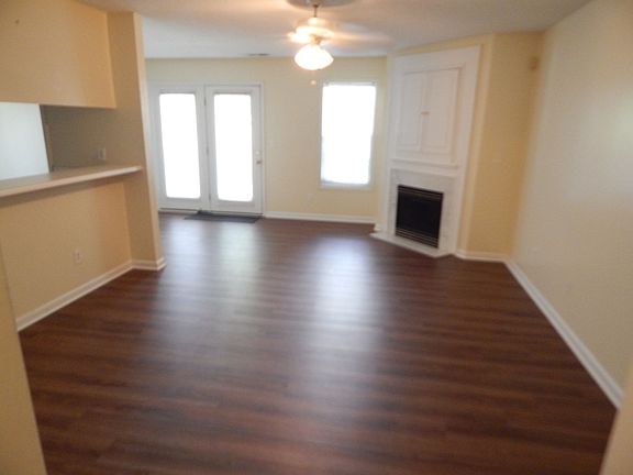 2nd image of 901C Litchfield Way