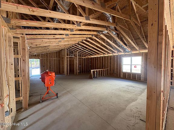 3rd image of 2602 Provence Drive SE