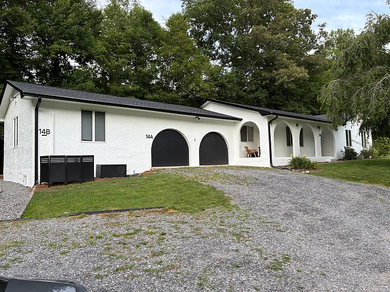 14 Watch Knob Ln #B — Photo 10