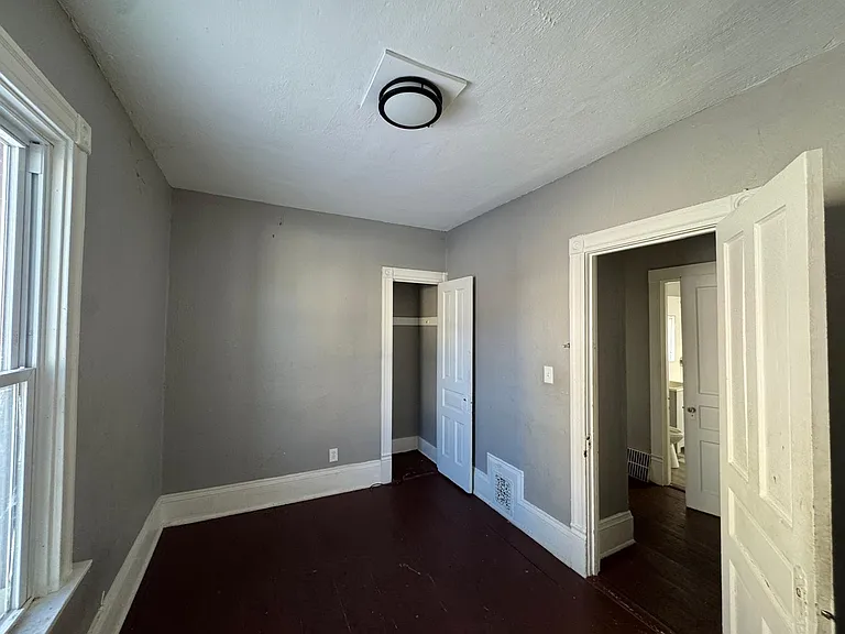 1434 N 37th St #1 — Photo 7
