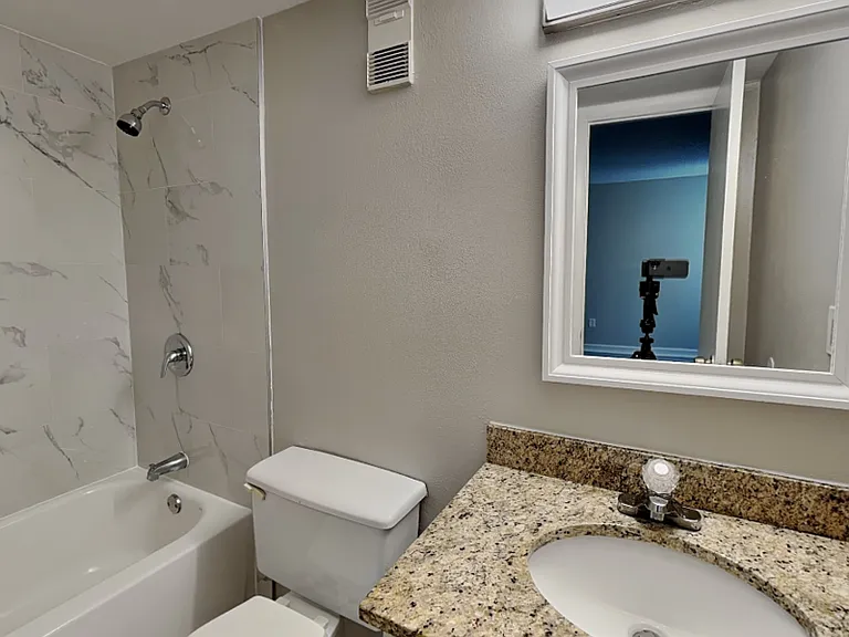 918 Lake Destiny Rd #E — Photo 12