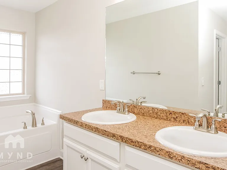 136 Pitts Griffin Dr — Photo 13