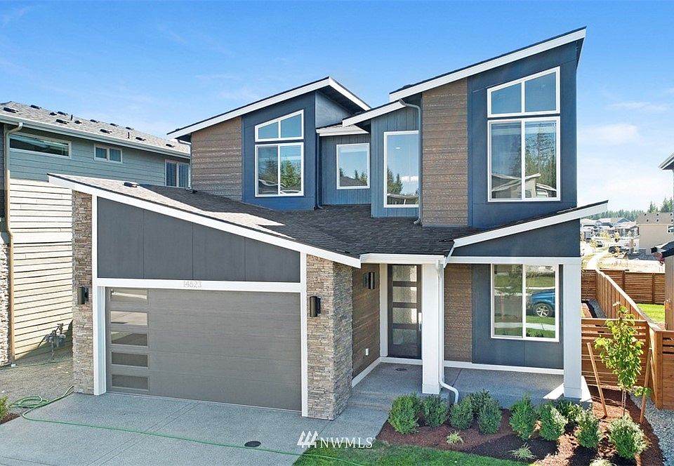 1st image of 20025 145th Avenue E