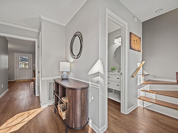 4th image of 222 Wetherburn Ln