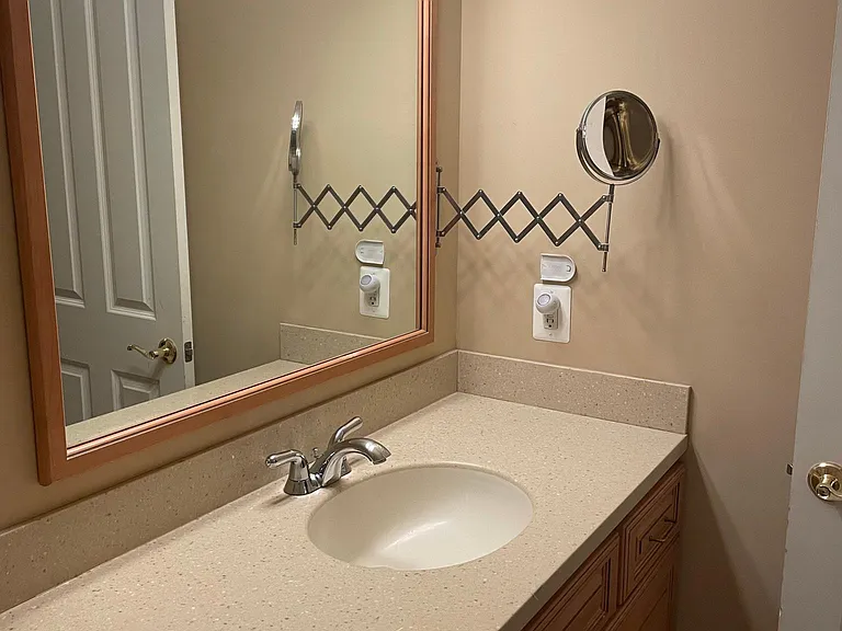 1476 Carrington Ridge Ln — Photo 28