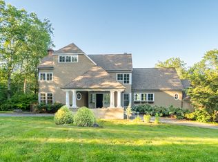 98 Ryefield Rd, Middletown, CT 06457