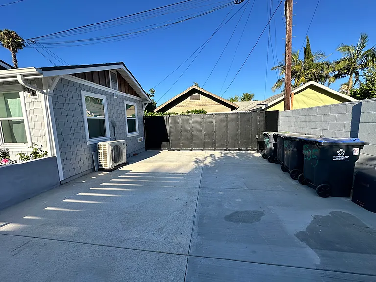 505 S Birch St #507 — Photo 23
