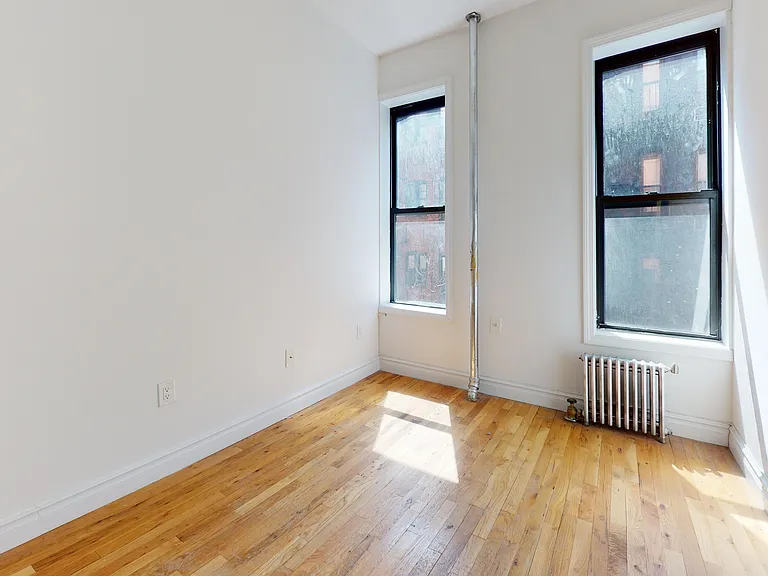 312 E 91st St #3R — Photo 7
