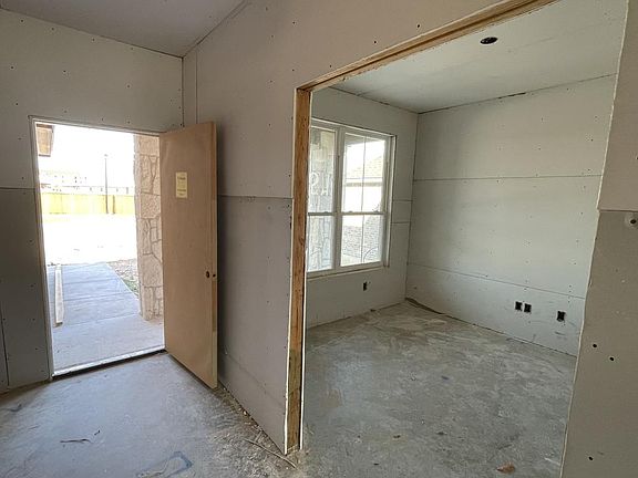 4th image of 1057 Laila Ln