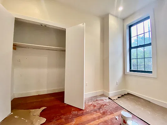 Rented by Nooklyn NYC LLC | media 4