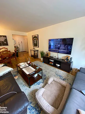 Rented by Brown Harris Stevens | media 22