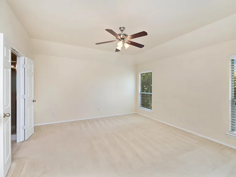 1200 Sierra Blanca Dr — Photo 8