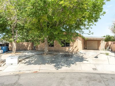 153 Sir Thomas Dr, Las Vegas, NV, 89110