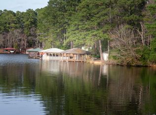 115 Raton Pass, Holly Lake Ranch, TX 75765