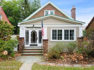 27 Van Buren St, Albany, NY 12206