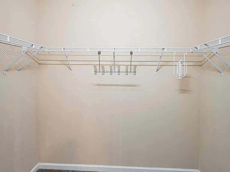 2127 Victory Gallop Ln — Photo 15
