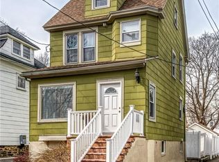 25 Saint Joseph St, New Rochelle, NY 10805