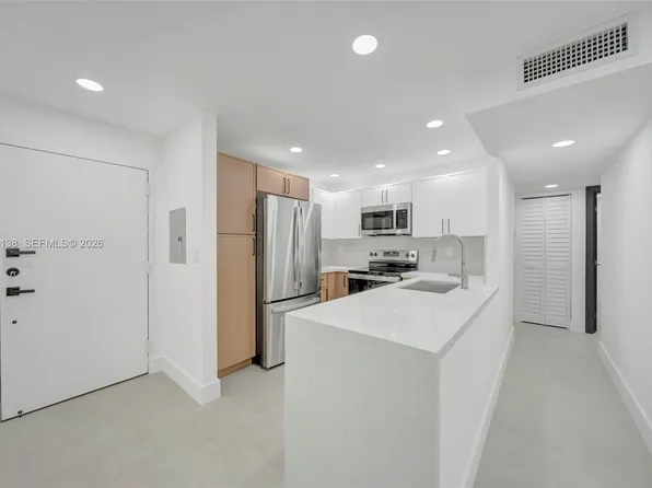 9455 W Flagler St APT C108, Miami, FL 33174