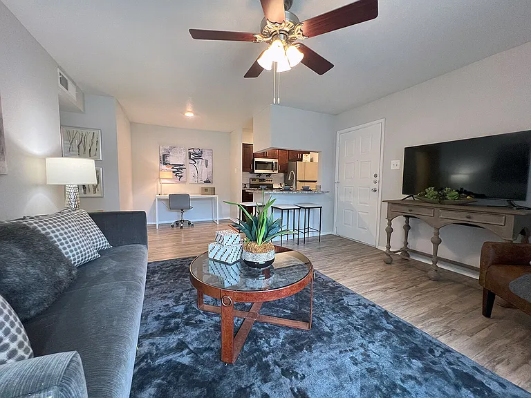 Village Green Apartments — Photo 4