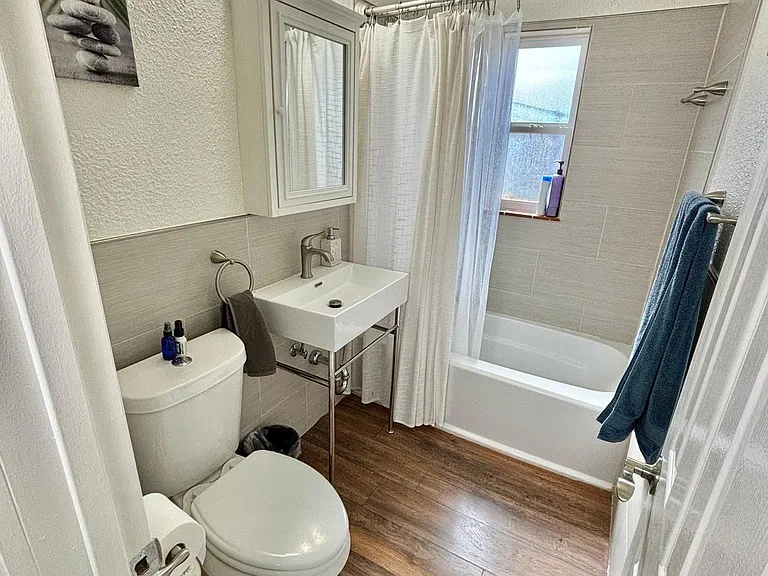 2151 Olive St — Photo 6