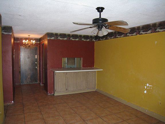3rd image of 11051 SW 200th St APT 201-A