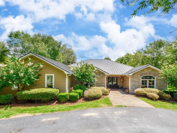 4930 Pearson Chapel Rd, Alexander City, AL 35010