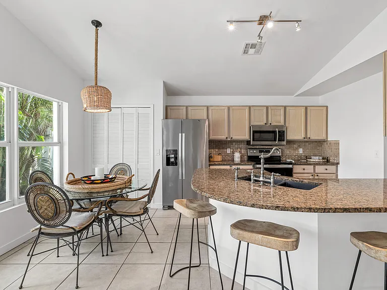 2650 Fairway Cove Ct — Photo 10