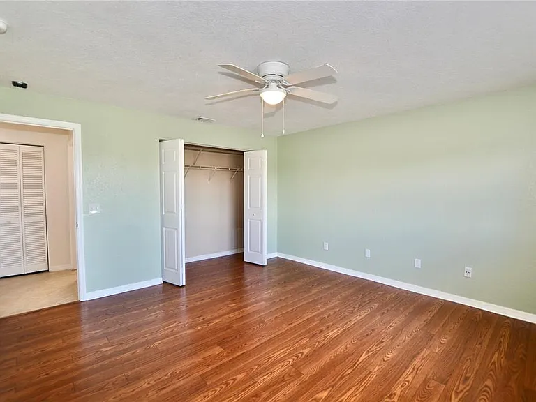 6150 Gulfport Blvd S — Photo 35