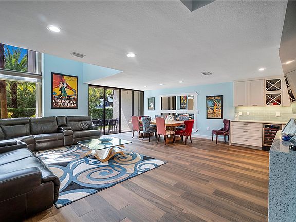 5th image of 3908 S Ocean Boulevard #Th4