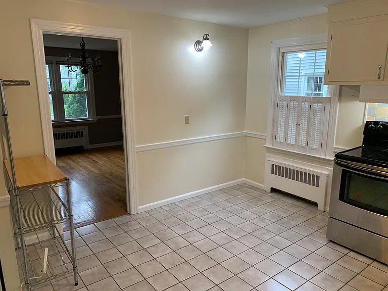 37 Spring Garden St — Photo 22