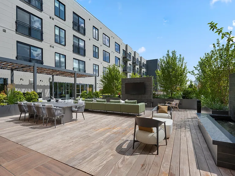 Alder at Allston Yards — Photo 18