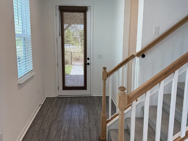 236 Hawthorn Park Cir — Photo 20