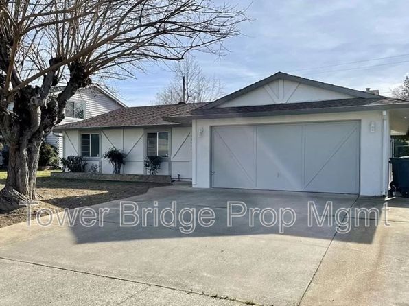 10666 Van Stralen Way