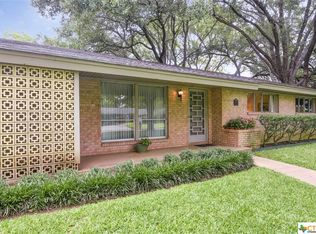 1456 Robin Ln, Seguin, TX 78155