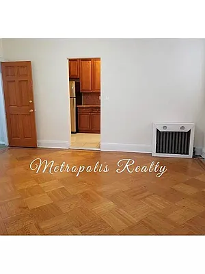 Rented by Metropolis International Realty Inc. | media 8