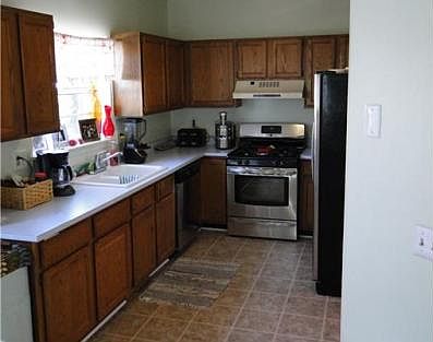 4th image of 2030 E Williams Cir #125