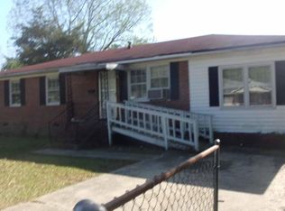 602 Conway Cir, Camden, SC 29020