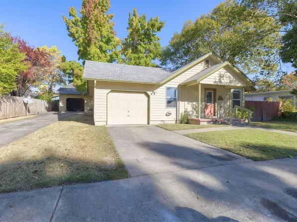 728 SW I St, Grants Pass, OR 97526