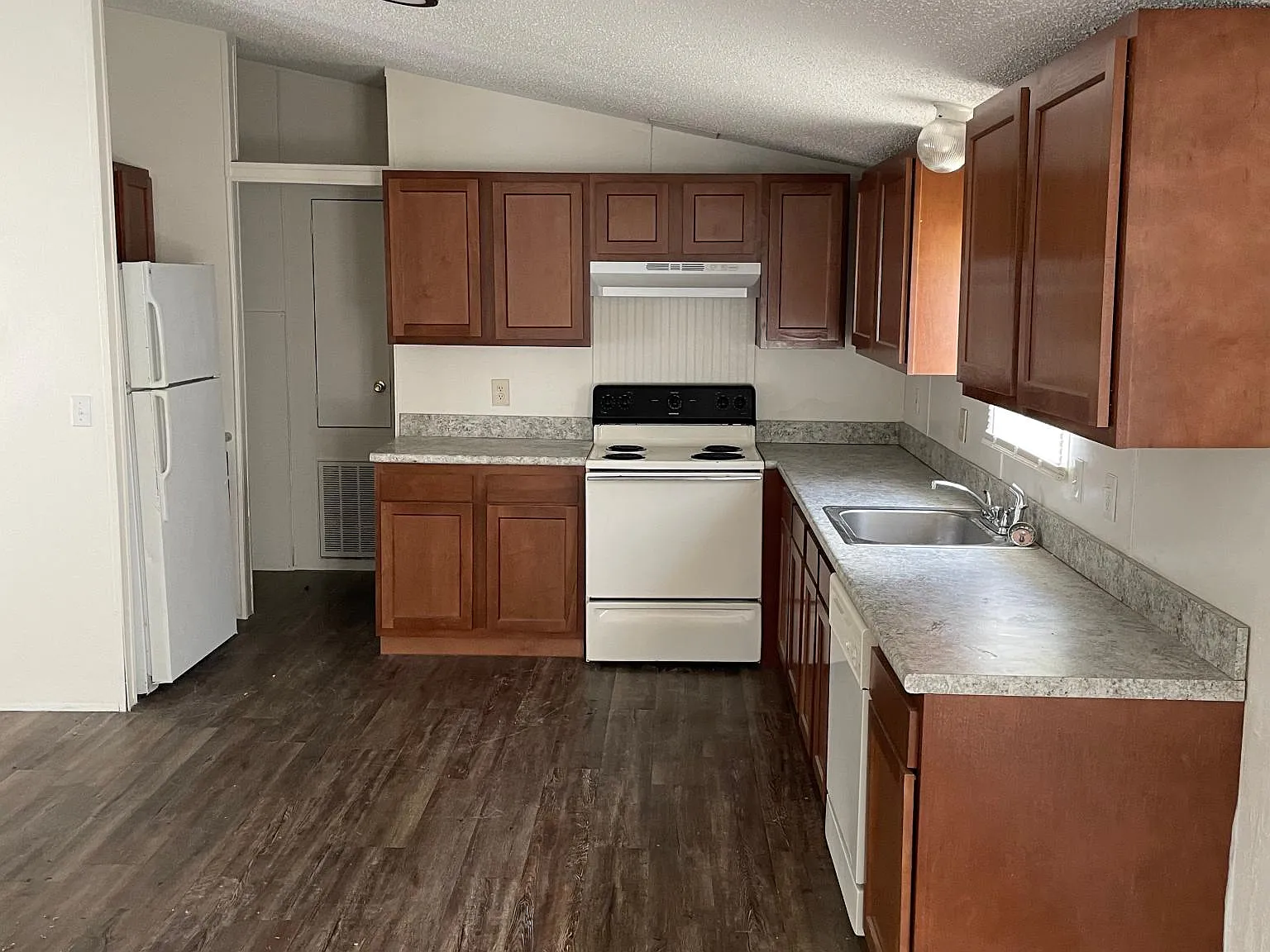 8858 Pisces Cir S — Photo 4