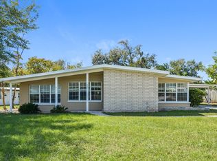 220 Valencia Ct, Deland, FL 32724