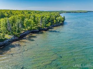 262-2 Eagles Nest Rd, Marquette, MI 49855