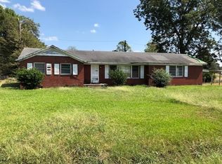 627 Pine St, Greenwood, MS 38930